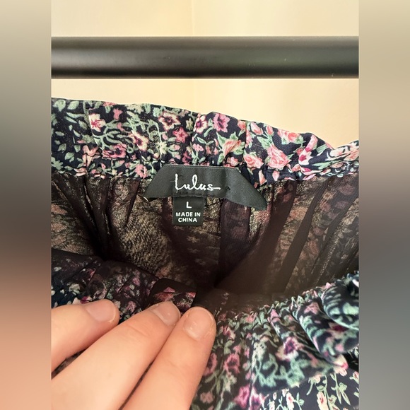 NWOT Lulu’s Neva Navy Blue Floral Print Off-the-Shoulder Maxi Dress, size L - Picture 7 of 8